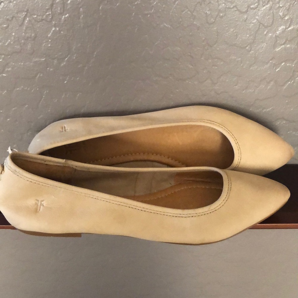 Frye Regina ballet